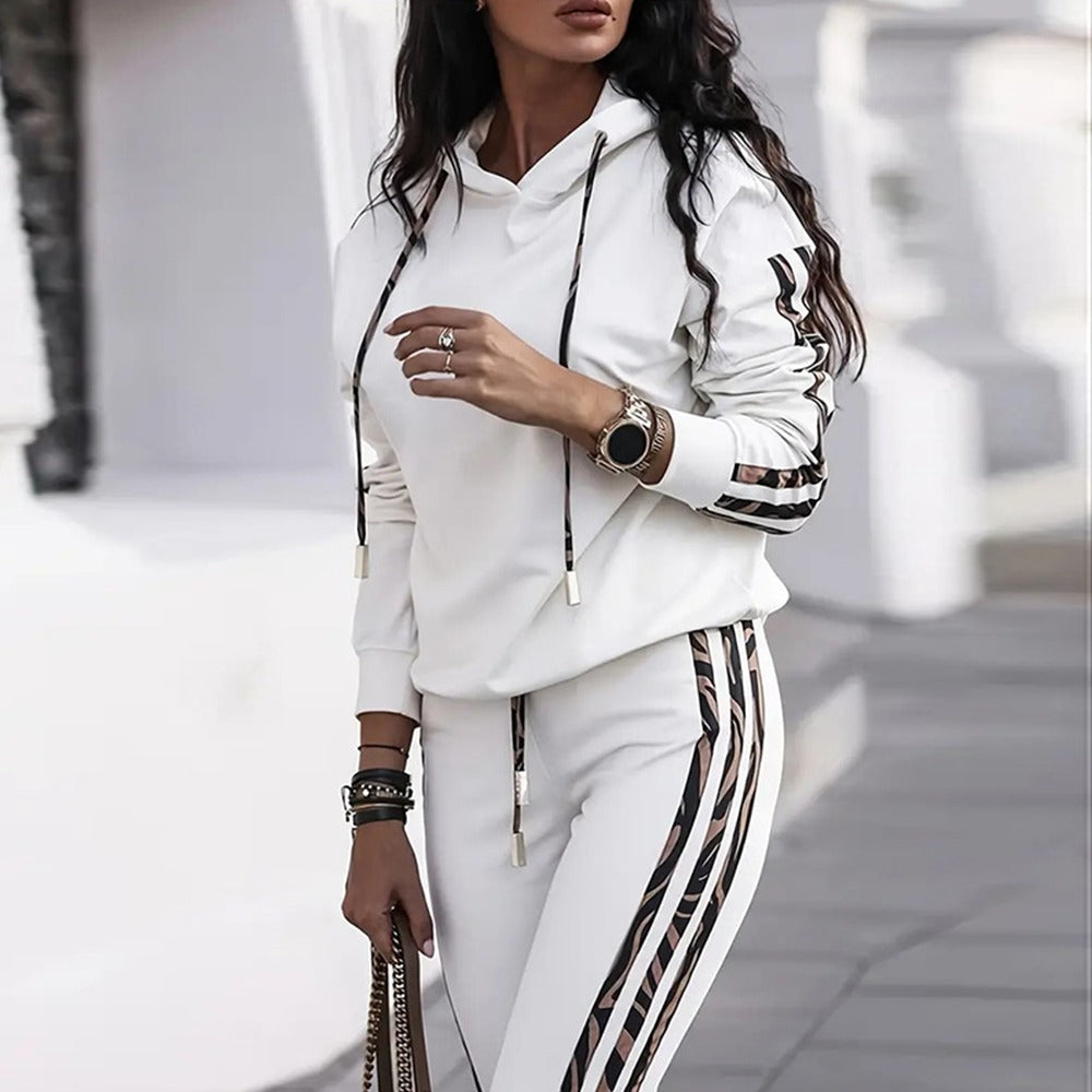 Latest Fashion Breathable Comfort for Daily Wear Jogging Suit for Women