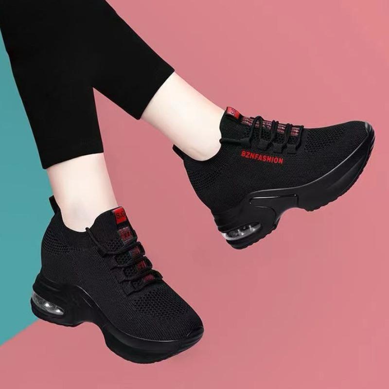 Mesh Breathable Solid Black Running Shoes for Women