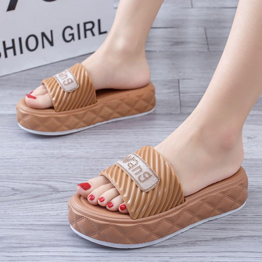 Thick Sole Fashion Flip Flop Sandals for Women