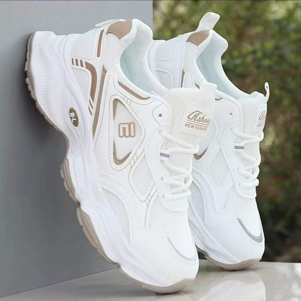 Sports Style Classic Mesh Walking Shoes for Men