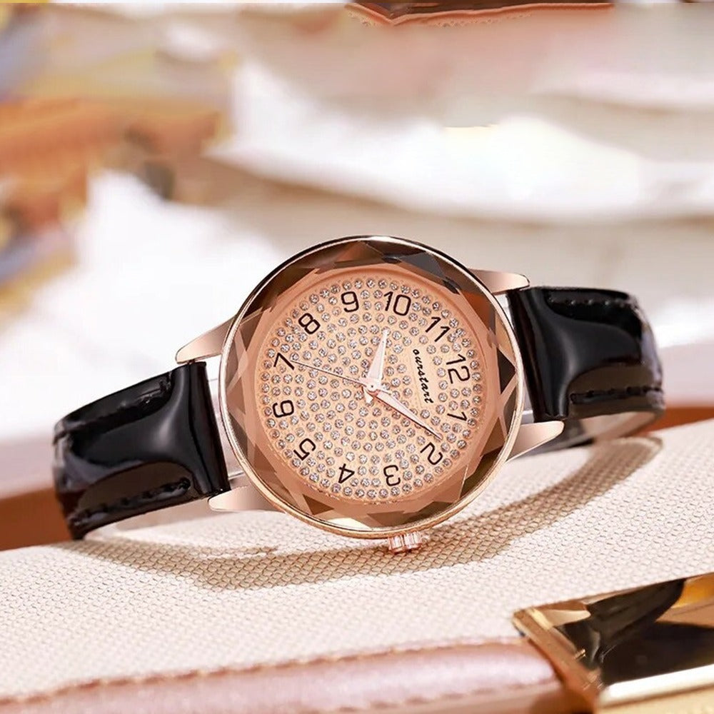 Leather Strap Stylish Analogue Wristwatch for Women