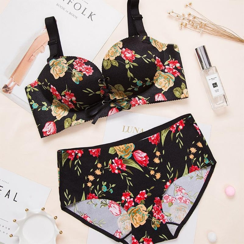 Solid Seamless Fashion Under Wear Bra & Panties for Women