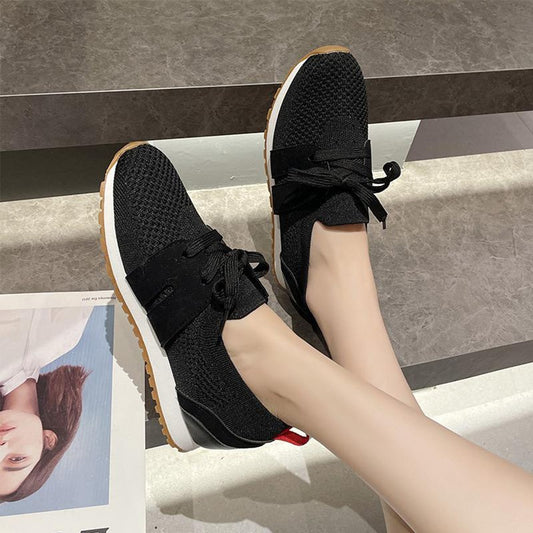 Latest Woven Style Lace Closed Toe Shoes for Women