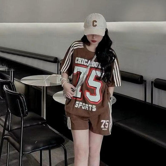 Printed Fashion Sports Fit T-shirt & Shorts for Women