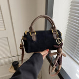 Minimal Fashion Street Travel Style Sling Bag for Women