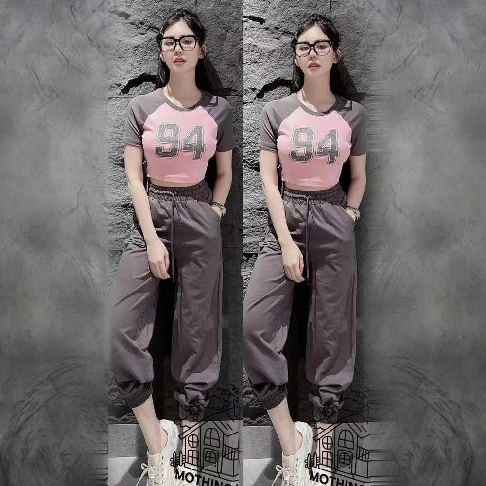 Number Printed Fashion Short Sleeve T-shirt & Pants for Women